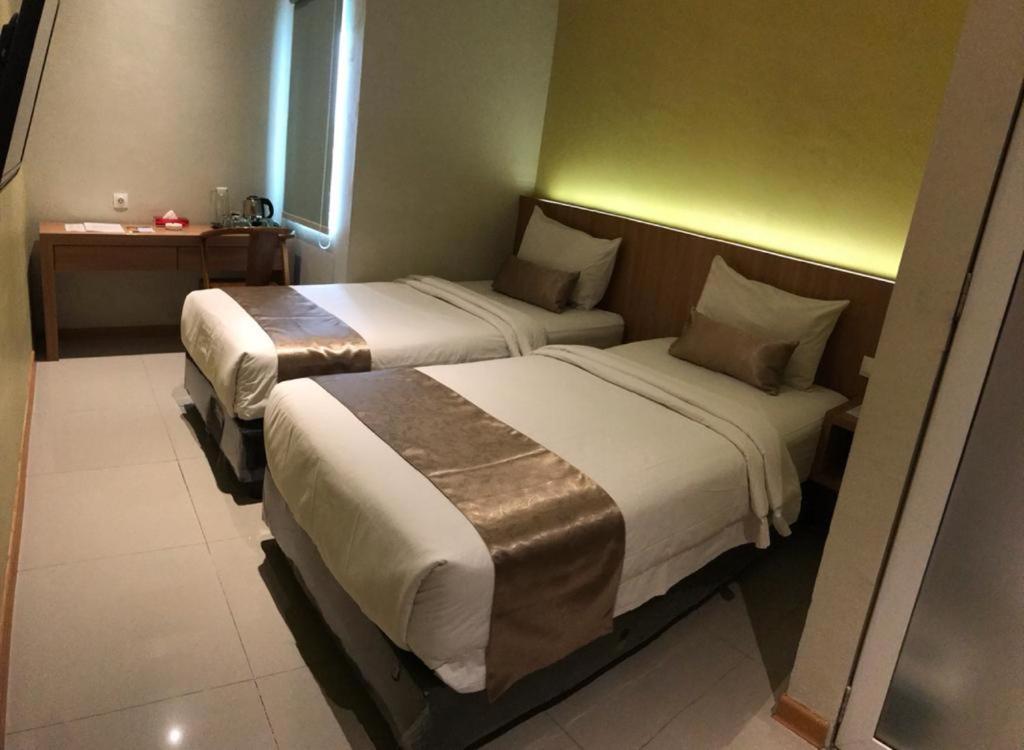 Deli Hotel Μεντάν Εξωτερικό φωτογραφία