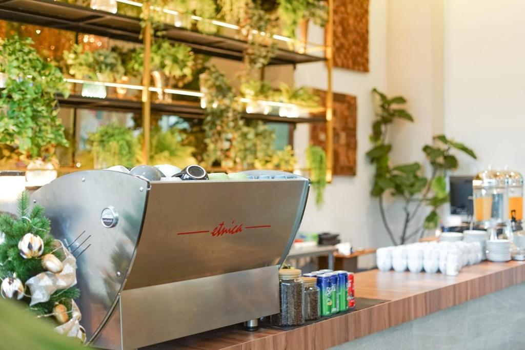 Deli Hotel Μεντάν Εξωτερικό φωτογραφία