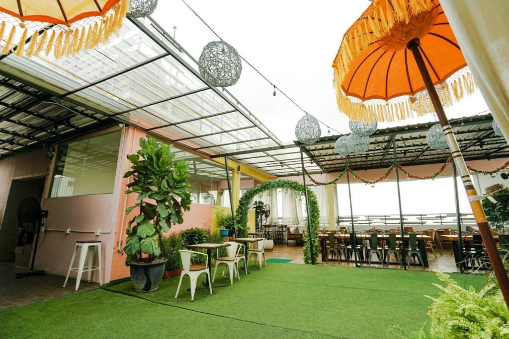 Deli Hotel Μεντάν Εξωτερικό φωτογραφία