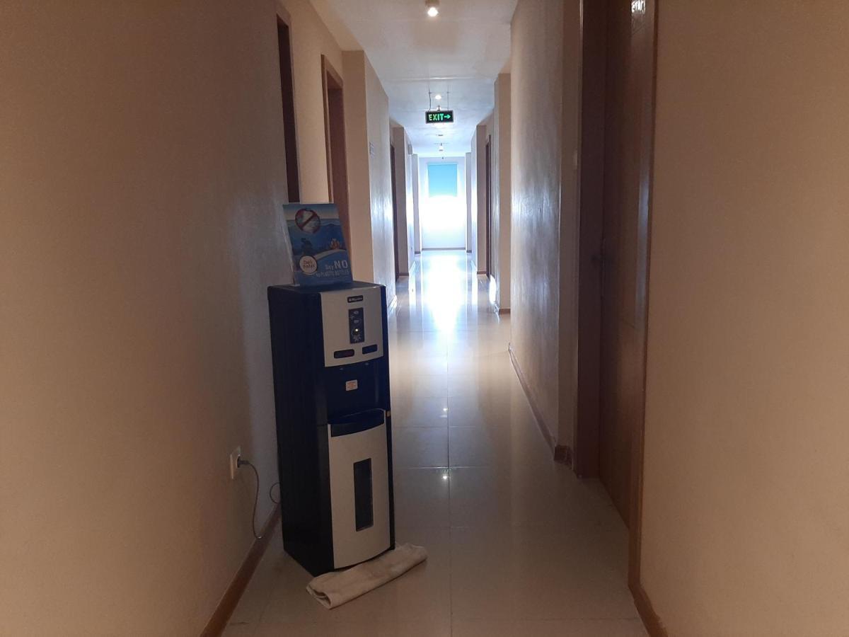 Deli Hotel Μεντάν Εξωτερικό φωτογραφία